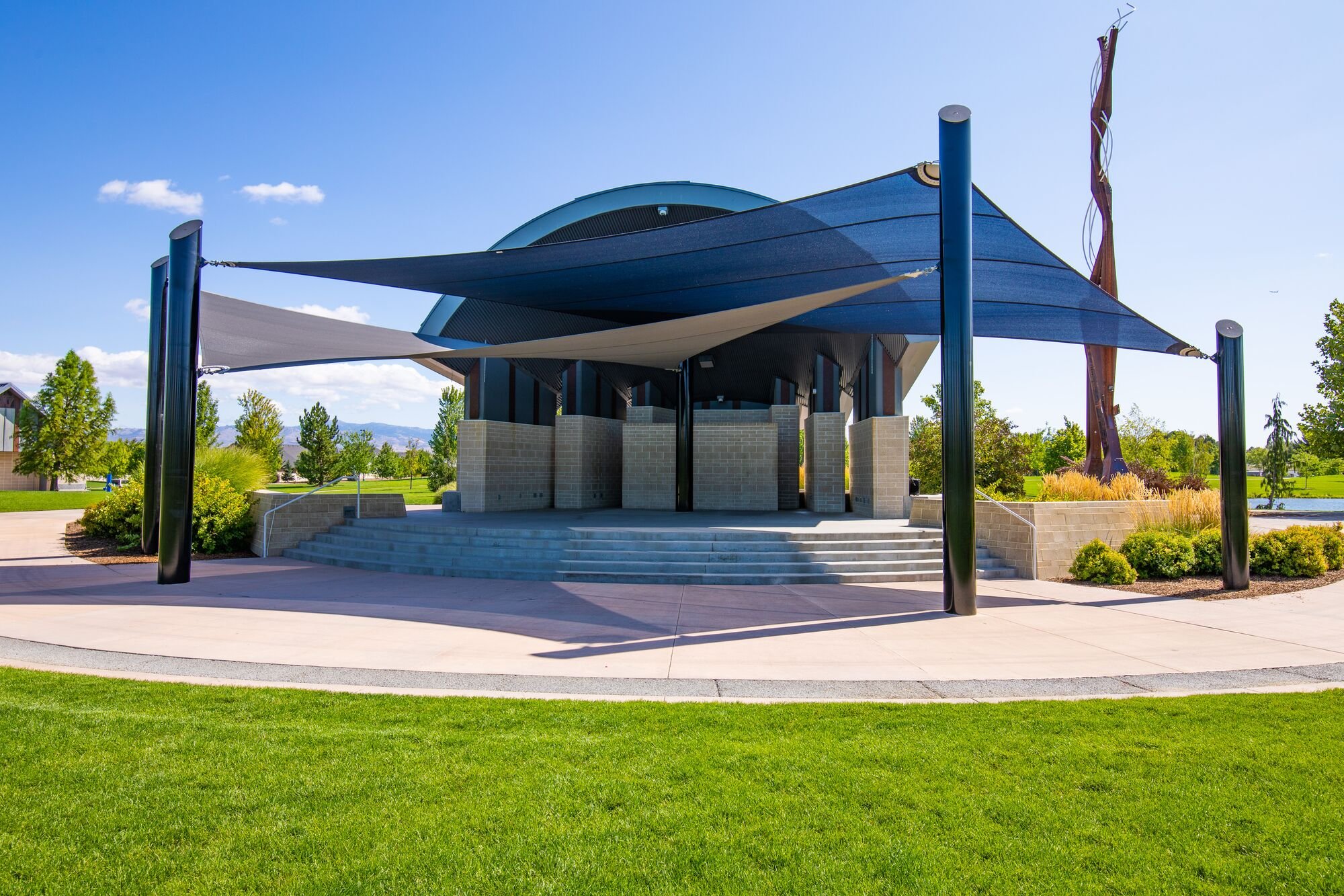 Web_Presentation-ID - Kleiner Park Bandshell - 18